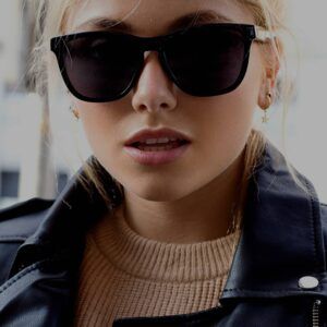 woman-sunglasses-sunreyes
